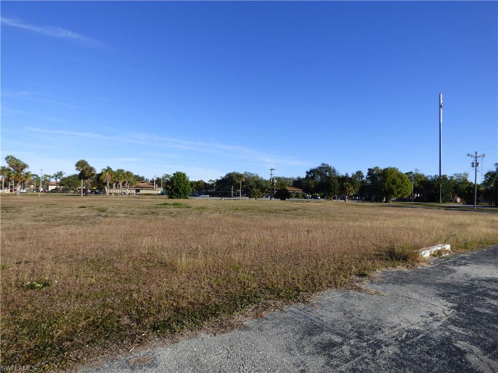 LEHIGH ACRES - Commercial Sale