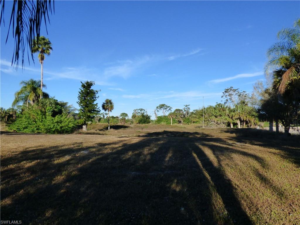 LEHIGH ACRES - Commercial Sale