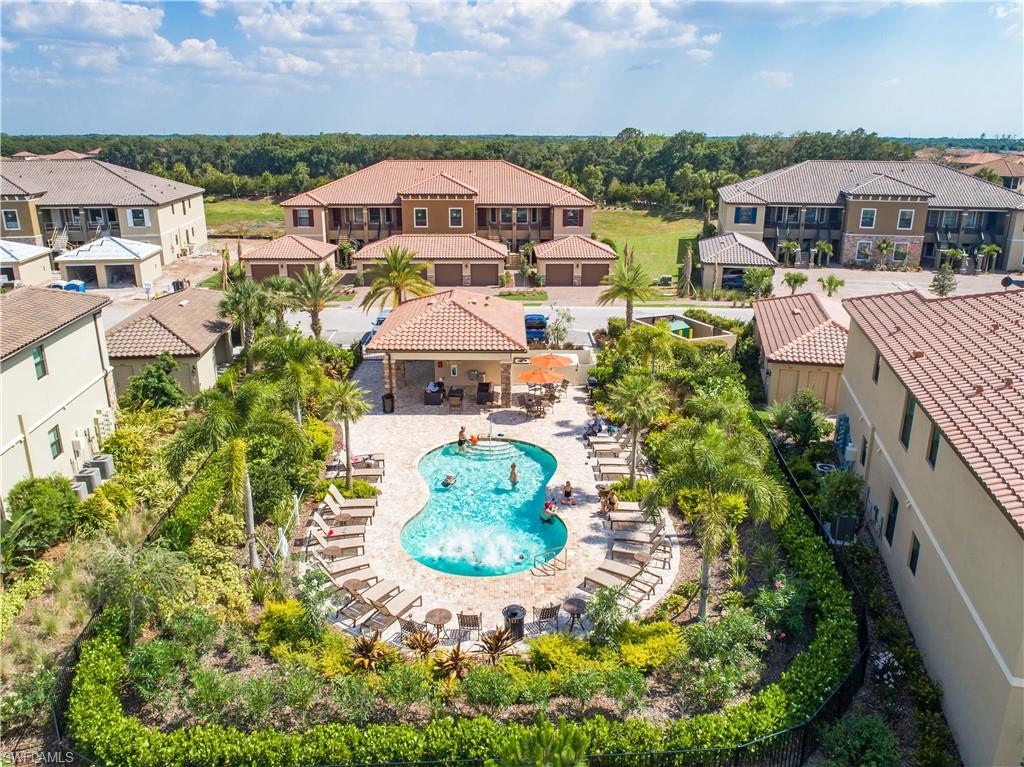 ESPLANADE - Residential