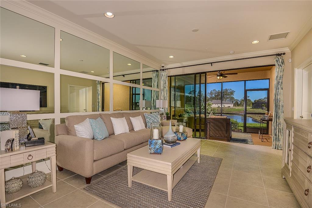 ESPLANADE - Residential