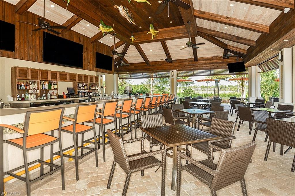 ESPLANADE - Residential