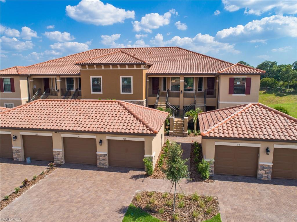 ESPLANADE - Residential