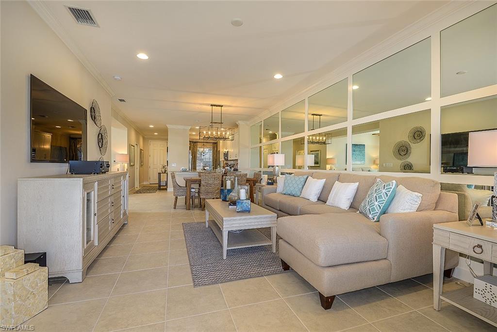 ESPLANADE - Residential