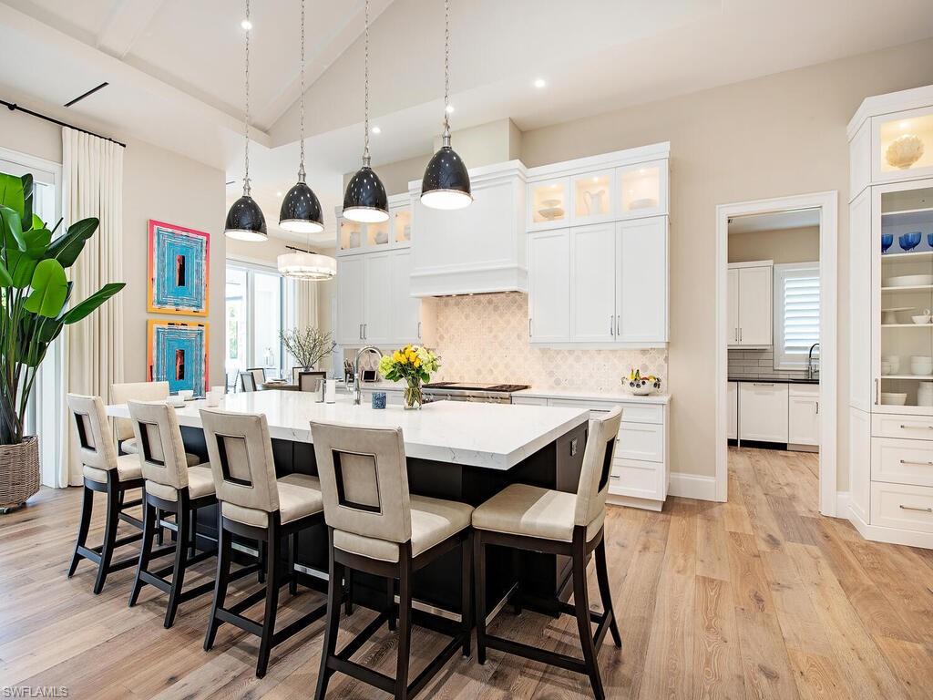 PELICAN BAY WOODS - Residential