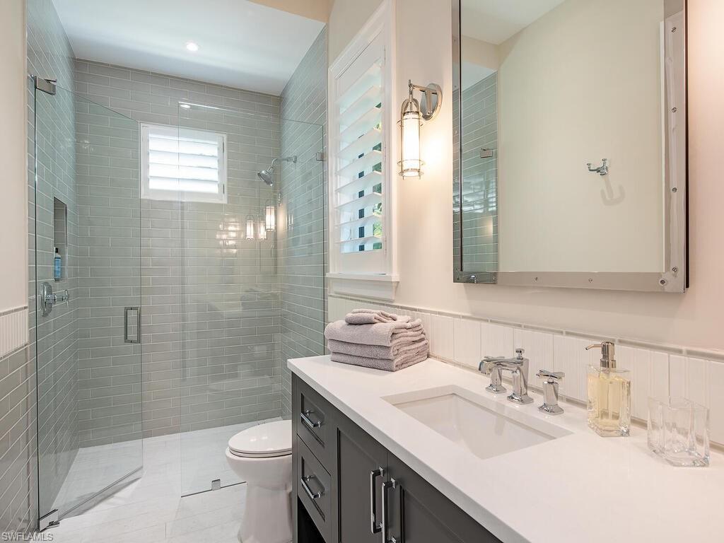 PELICAN BAY WOODS - Residential