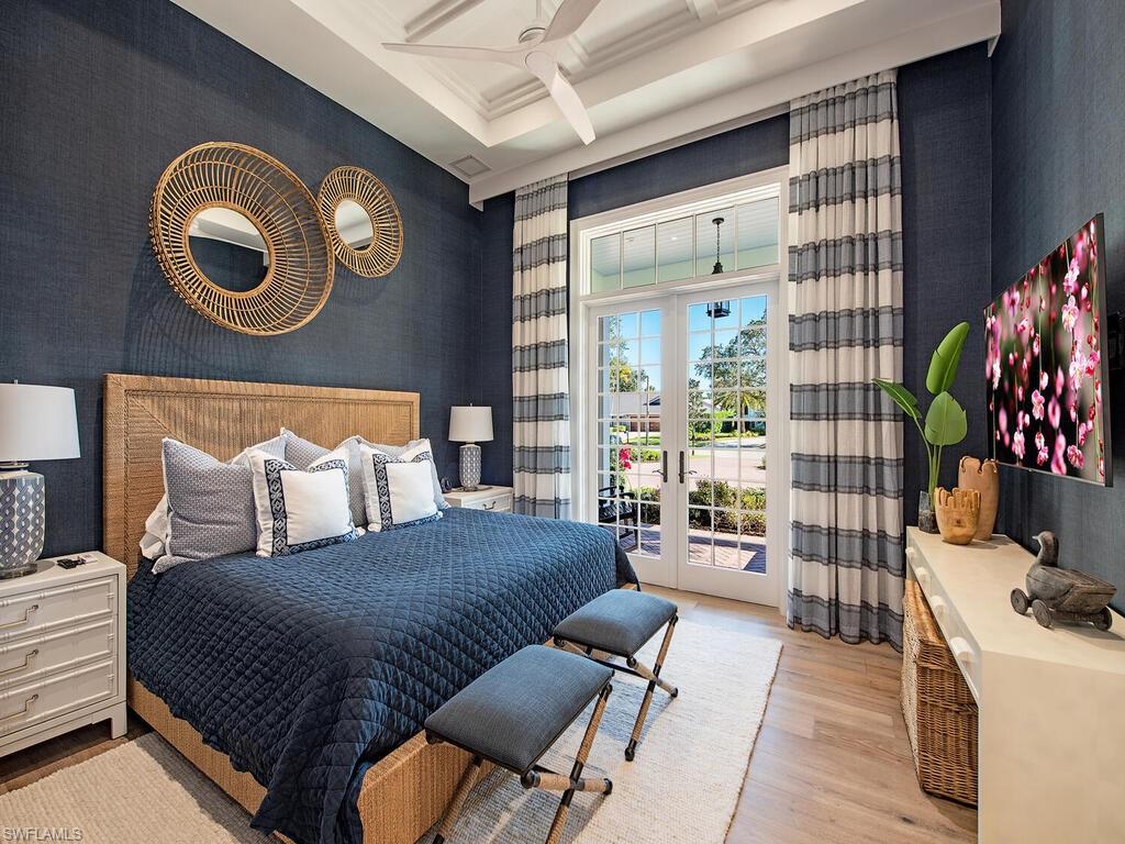 PELICAN BAY WOODS - Residential