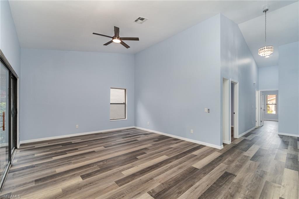 KELLY GREENS - Residential