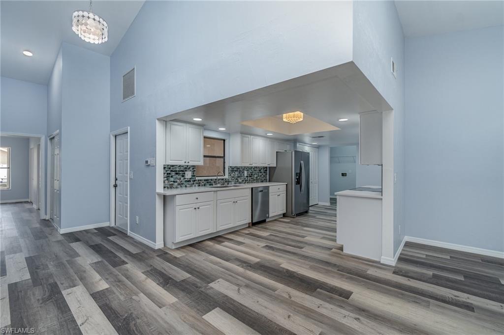 KELLY GREENS - Residential