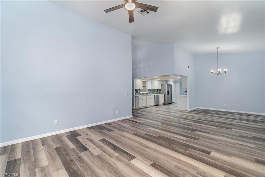 KELLY GREENS - Residential