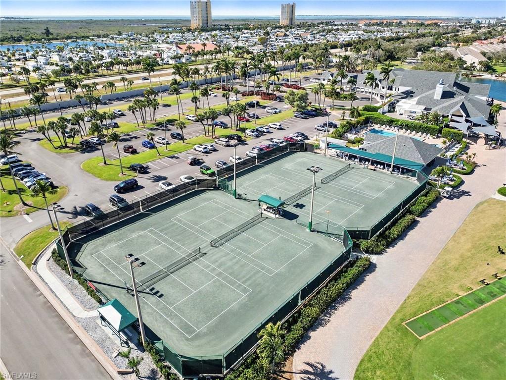 KELLY GREENS - Residential