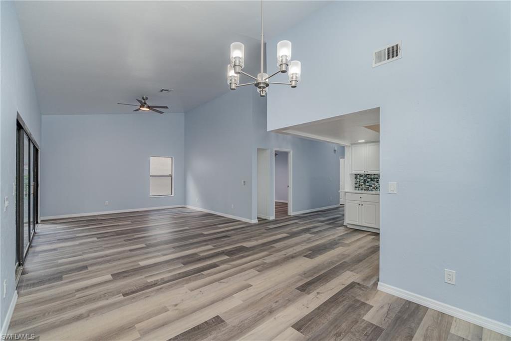 KELLY GREENS - Residential