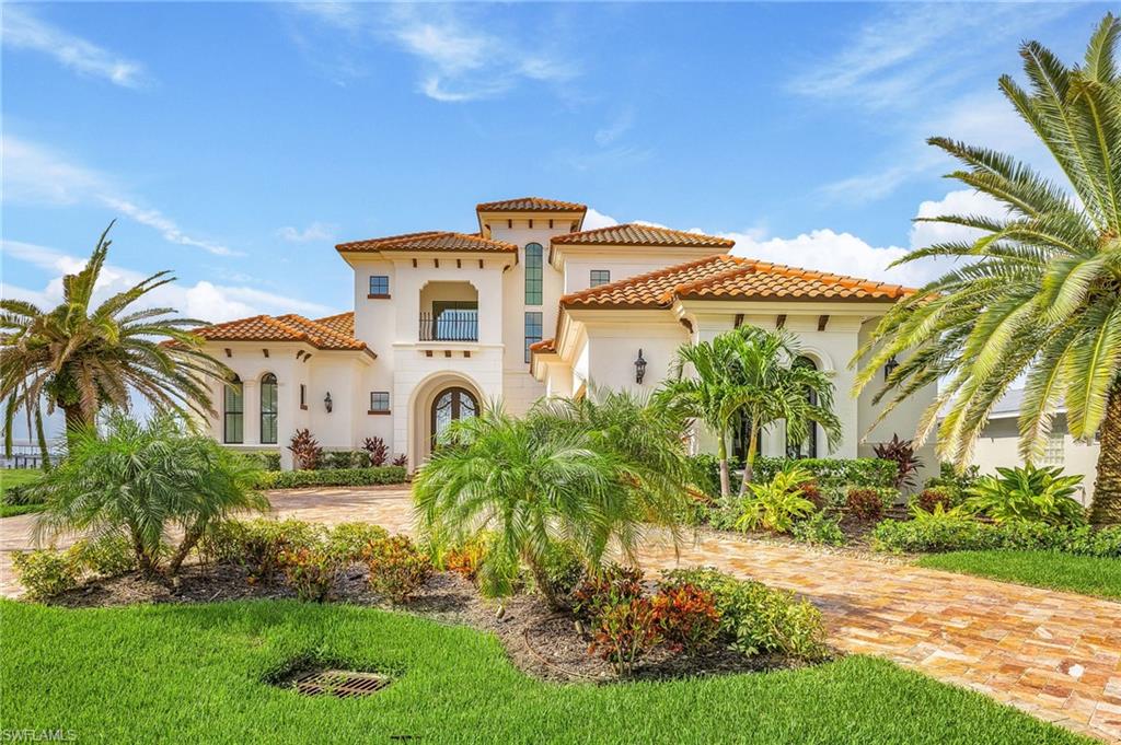 614 Coral DR