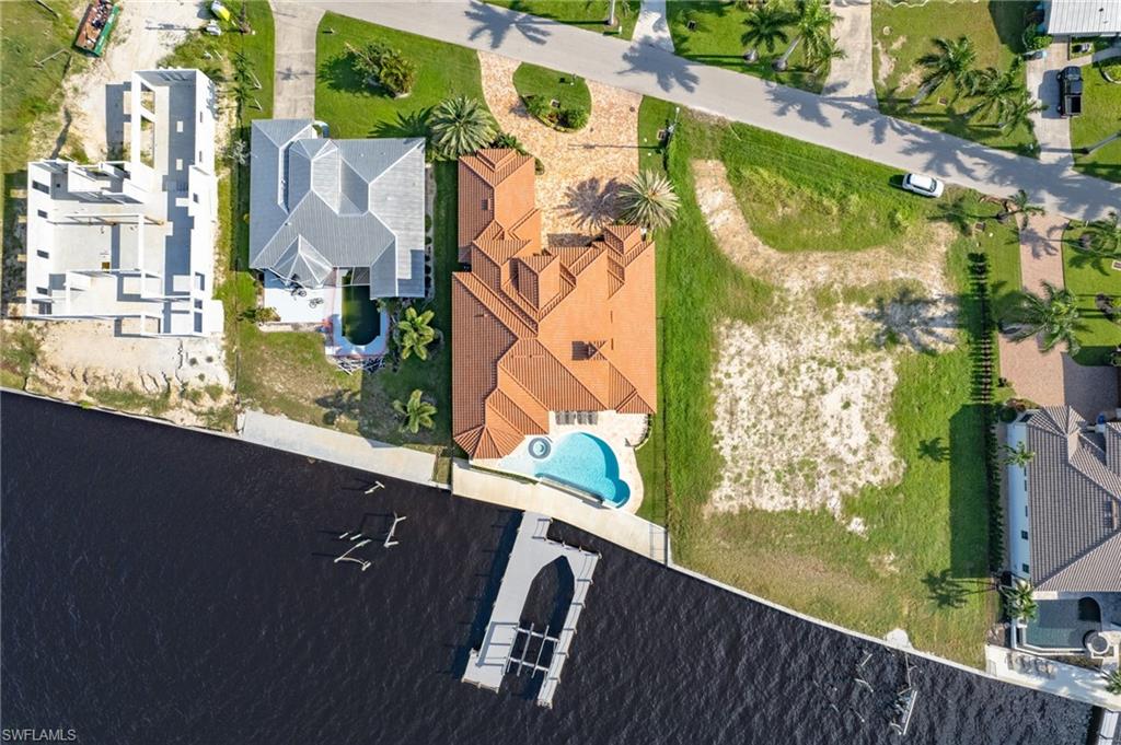 YACHT CLUB - Residential