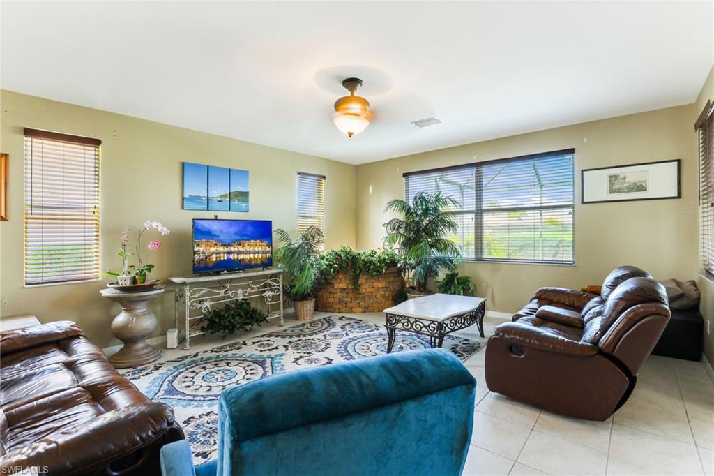 VALENCIA COUNTRY CLUB - Residential