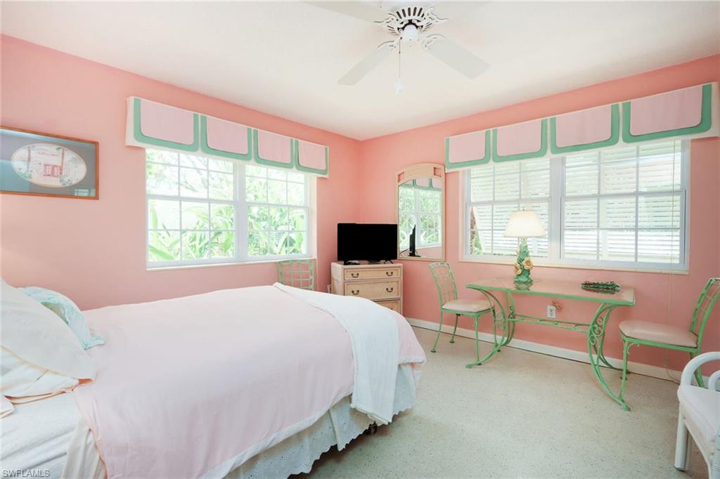 OLDE NAPLES - Residential Lease