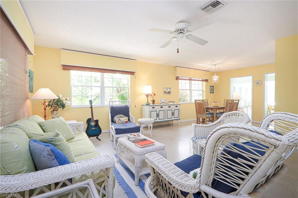 OLDE NAPLES - Residential Lease