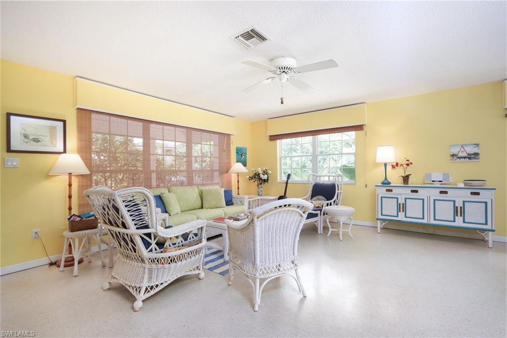 OLDE NAPLES - Residential Lease