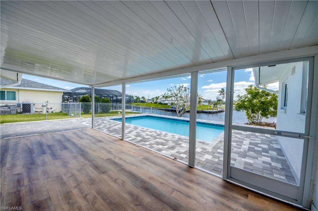 CAPE CORAL - Residential