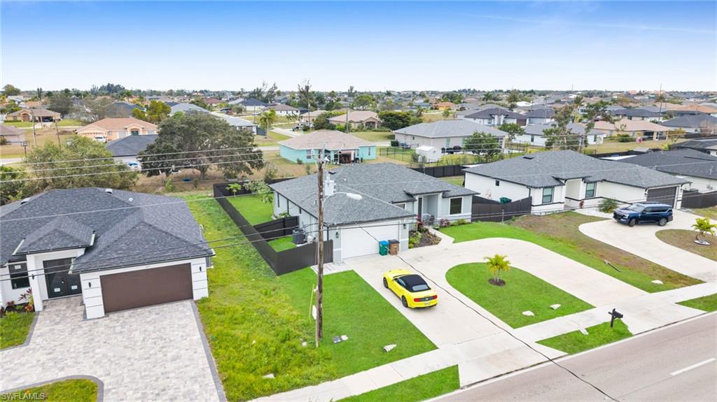 CAPE CORAL - Residential