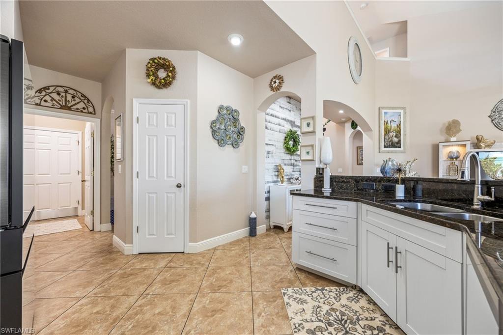 CYPRESS CAY - Residential