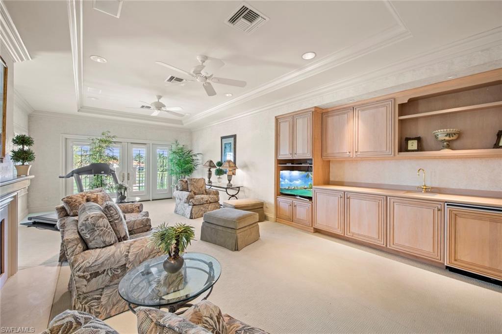 ESTATES AT BAY COLONY GOLF CLUB - Residential