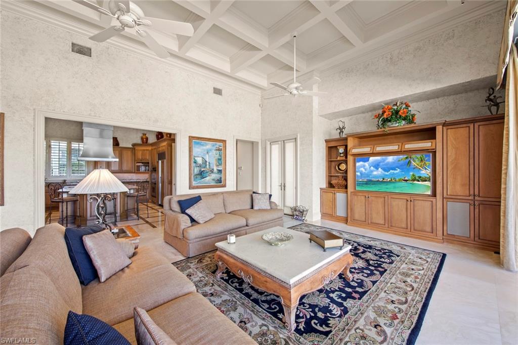 ESTATES AT BAY COLONY GOLF CLUB - Residential