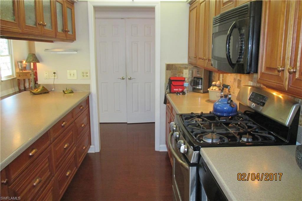 OAKES ESTATES - Residential