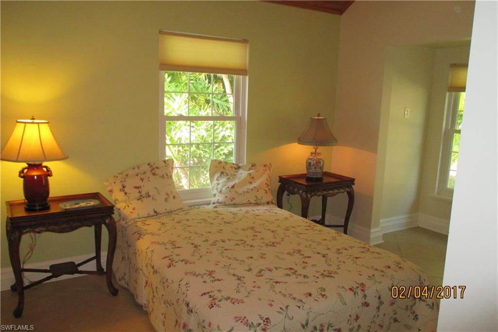 OAKES ESTATES - Residential