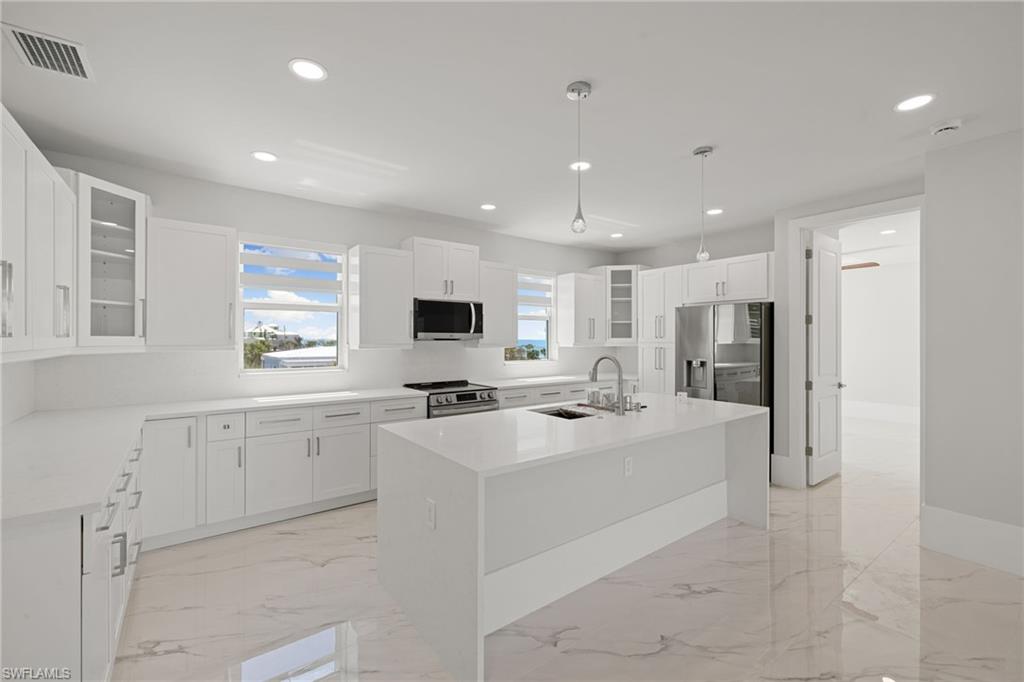 LEILANI - Residential