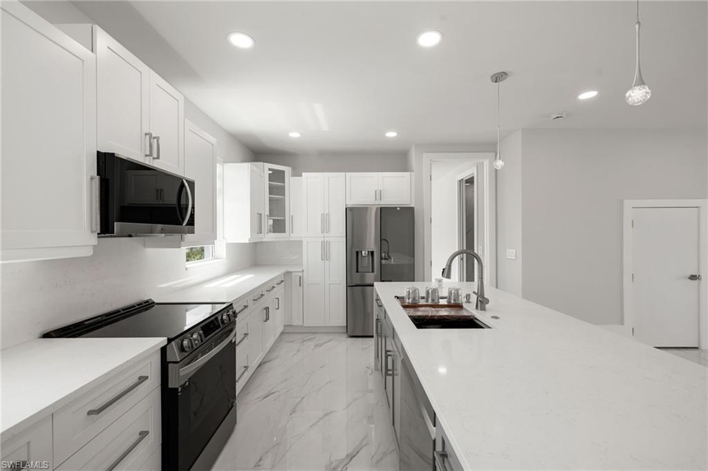 LEILANI - Residential