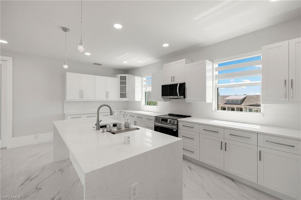 LEILANI - Residential