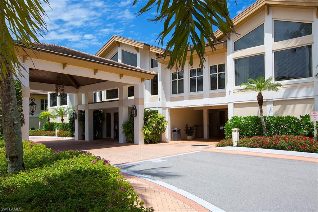 HIDEAWAY BEACH - Land