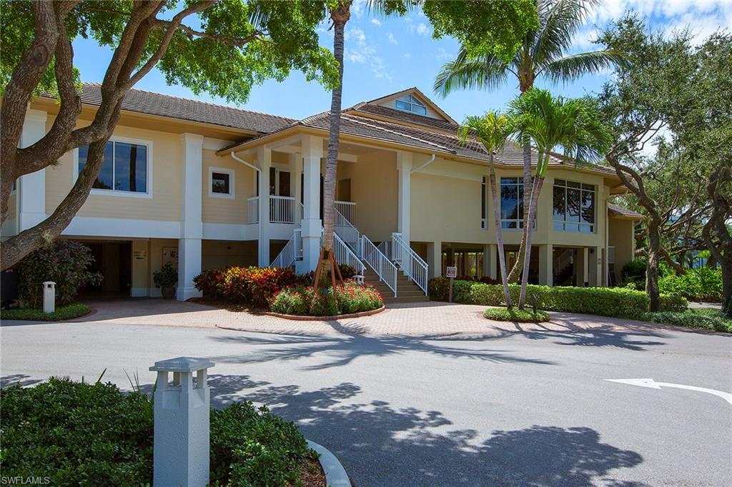 HIDEAWAY BEACH - Land