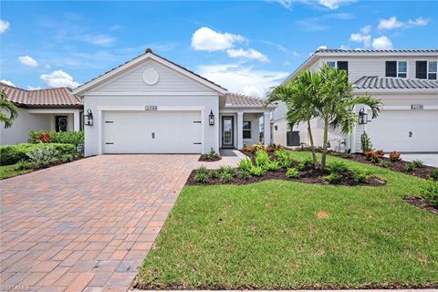 A home in NAPLES