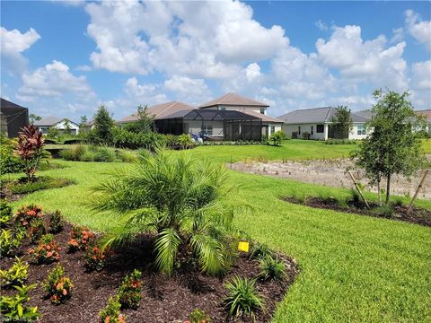 A home in NAPLES