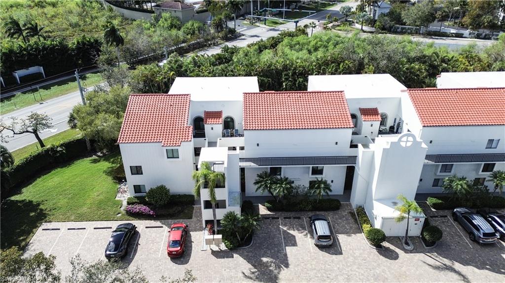 BEACHWALK GARDENS - Residential