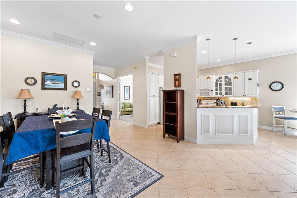 BOTANICA LAKES - Residential