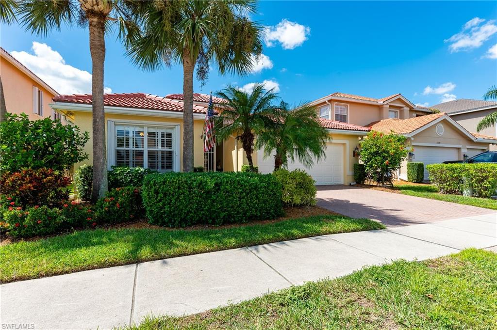 BOTANICA LAKES - Residential