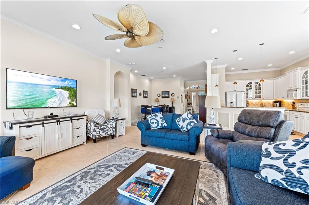 BOTANICA LAKES - Residential