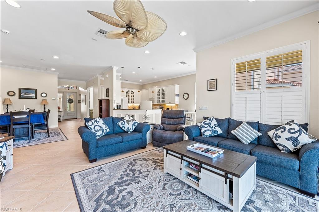 BOTANICA LAKES - Residential