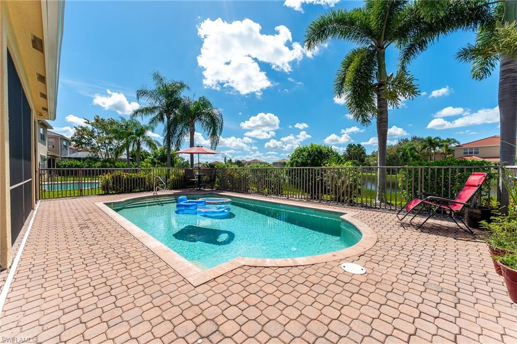 BOTANICA LAKES - Residential