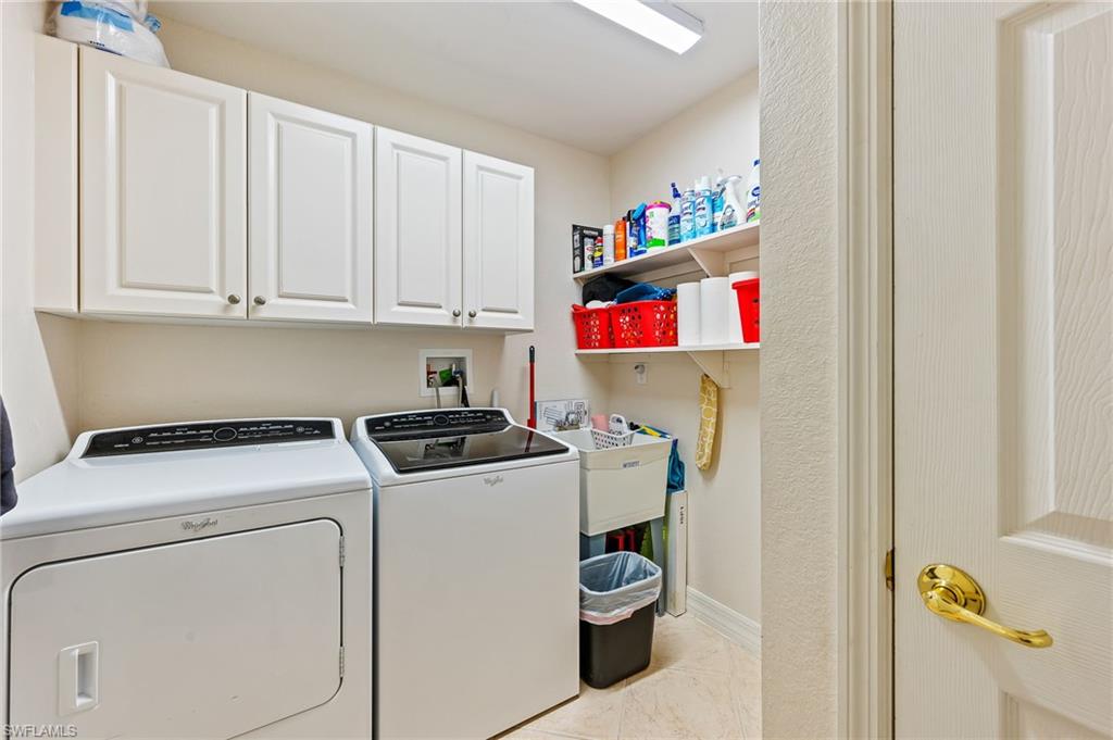 BOTANICA LAKES - Residential