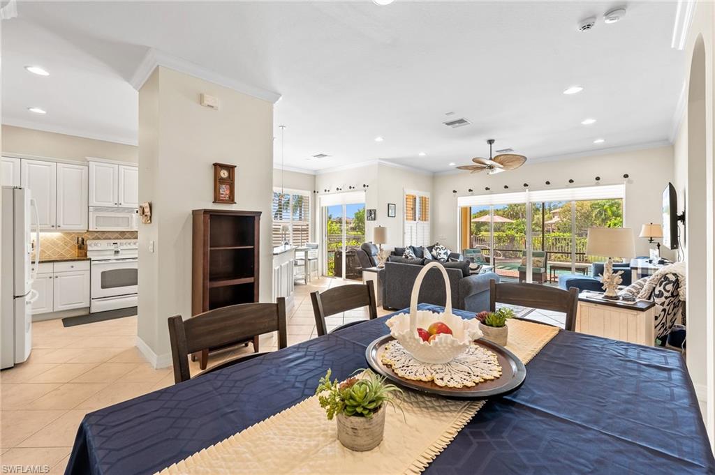 BOTANICA LAKES - Residential