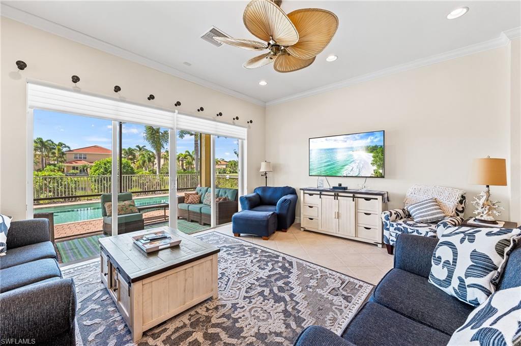 BOTANICA LAKES - Residential