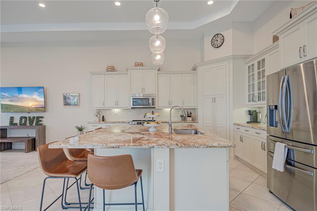 MAPLE RIDGE RESERVE - Residential