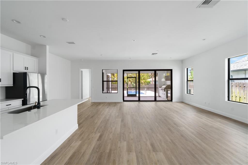 NAPLES PARK - Residential Lease