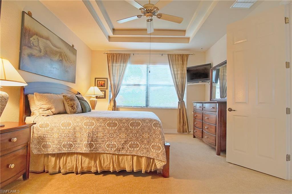 REFLECTION ISLES - Residential