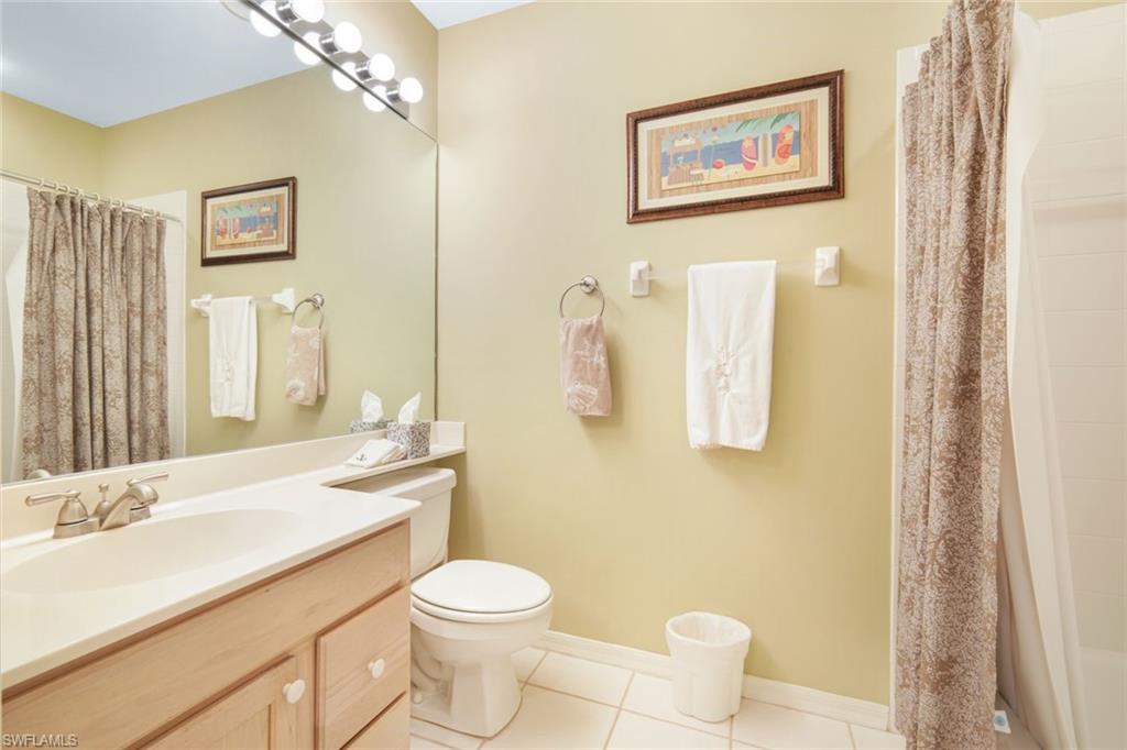 SUTTON WALK - Residential