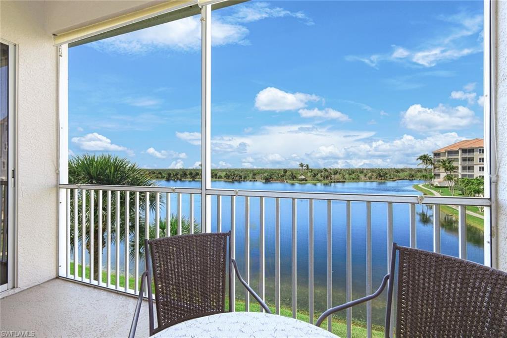 SUTTON WALK - Residential