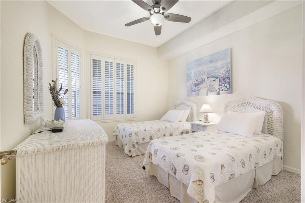 SUTTON WALK - Residential